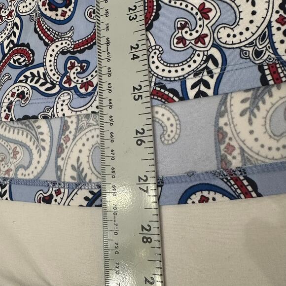 Kim Roger's Women's Curvy Blouse Paisley Whimsical Blues Size 3x - Picture 8 of 8